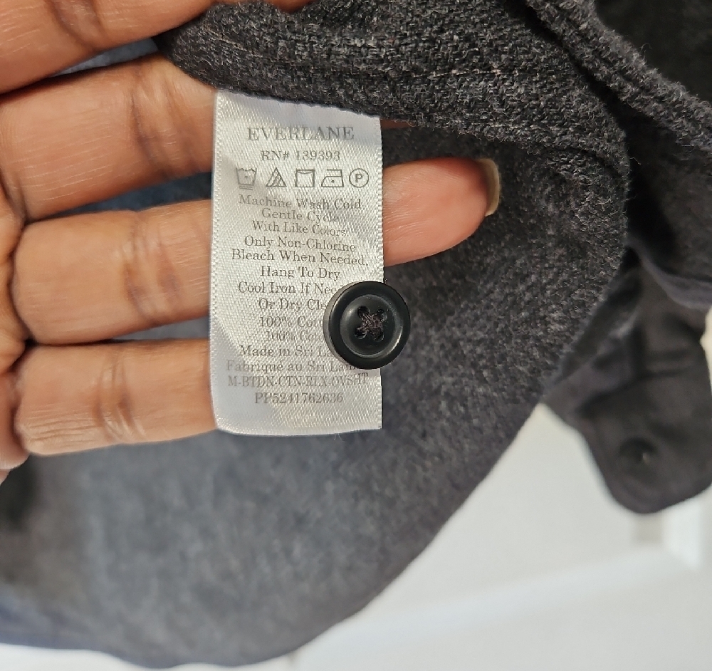 Everlane Charcoal Button-Up Shirt - Picture 3 of 4
